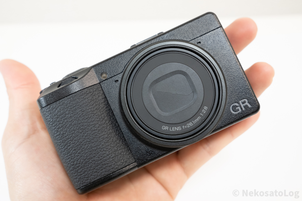 レビュー RICOH GR Ⅲx（GR3x）：コンパクトは正義！40mmからマクロまで万能なカメラ（作例あり） | NekosatoLog